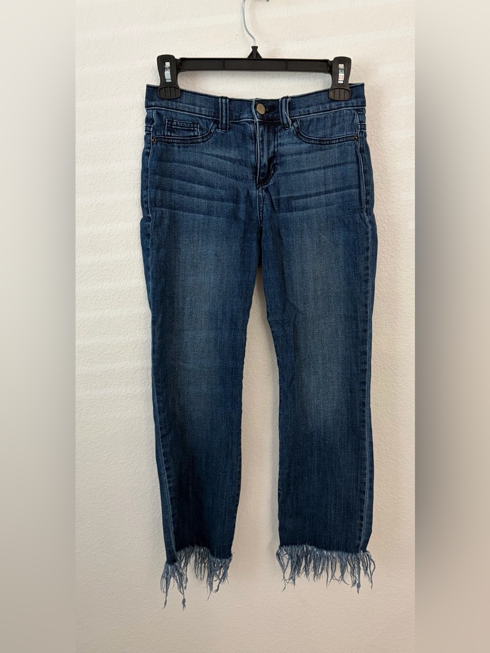 Women’s Dark Blue Frayed Hem Jeans Size 27
